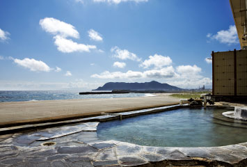 湯の川温泉街